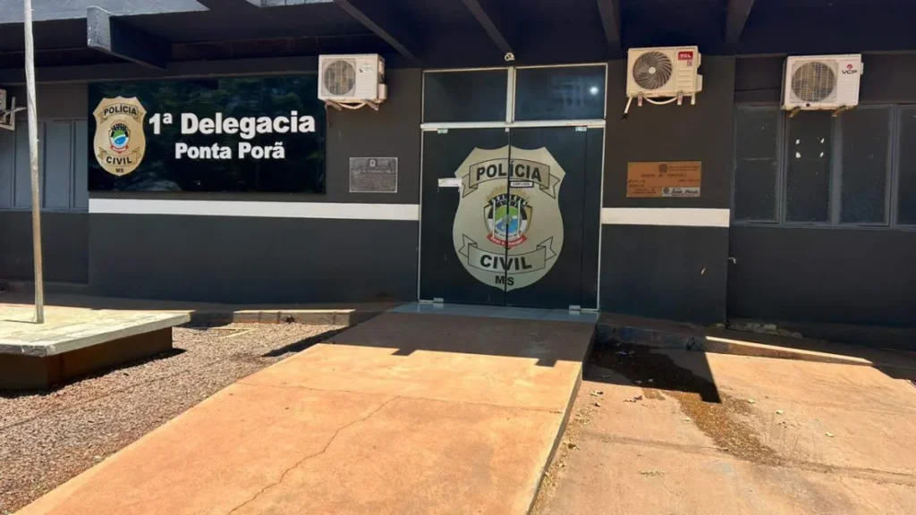 Ex-bombeiro é preso usando farda para furtos em Ponta Porã
