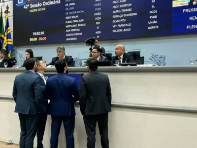 Reforma tributária trava pauta e adia votação na Câmara