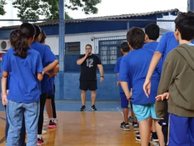 Pais buscam presença ativa na rotina dos filhos
