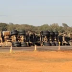 BR-436 segue bloqueada após vazamento de etanol em MS