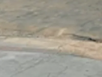 Vídeo flagra acidente entre carro e picape em cruzamento
